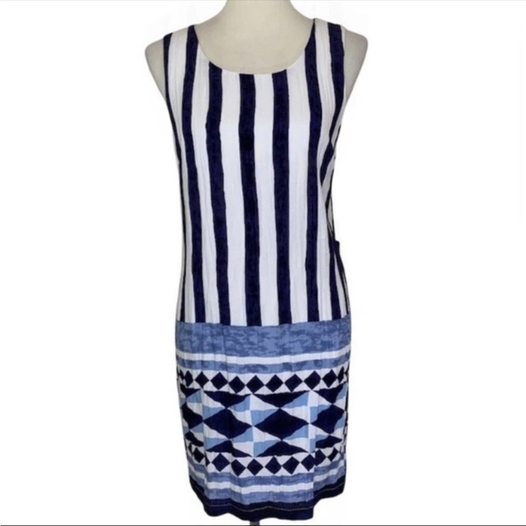 Lulus Mini Dress Womens Size
Medium Multitask-Queen Ivory Blue Print Shift Dress - Picture 4 of 12